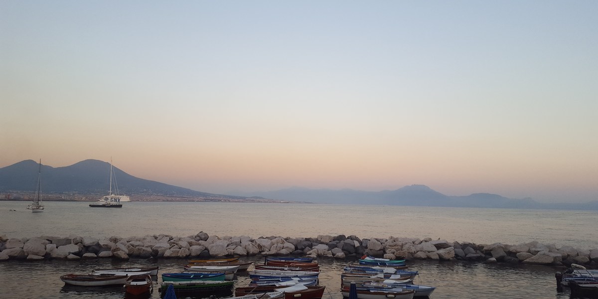 Napoli körfezi ve Vezüv